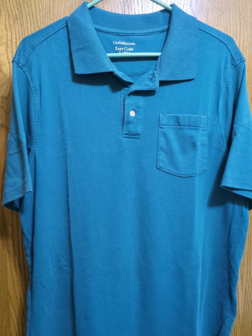 Polo type short with pocket